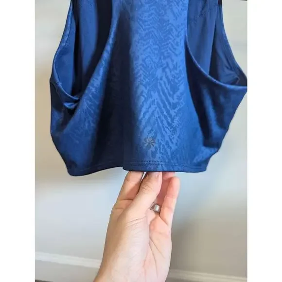 Athleta Conscious Crop Bra Top Size Medium - Picture 3 of 4